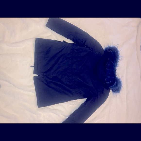 Mid-Length Faux Fur gently used Coat. - Picture 5 of 5